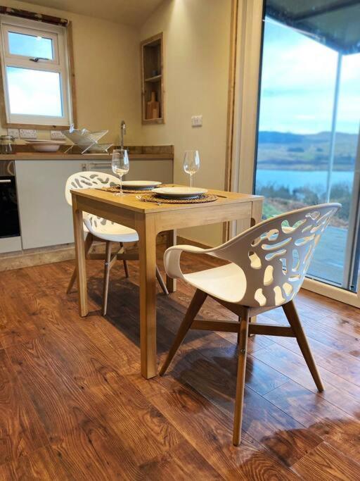 Odhran Lodge, St Conan'S Escape: Home With A View Loch Awe ภายนอก รูปภาพ